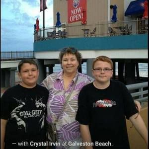 Meet your Posher, Crystal